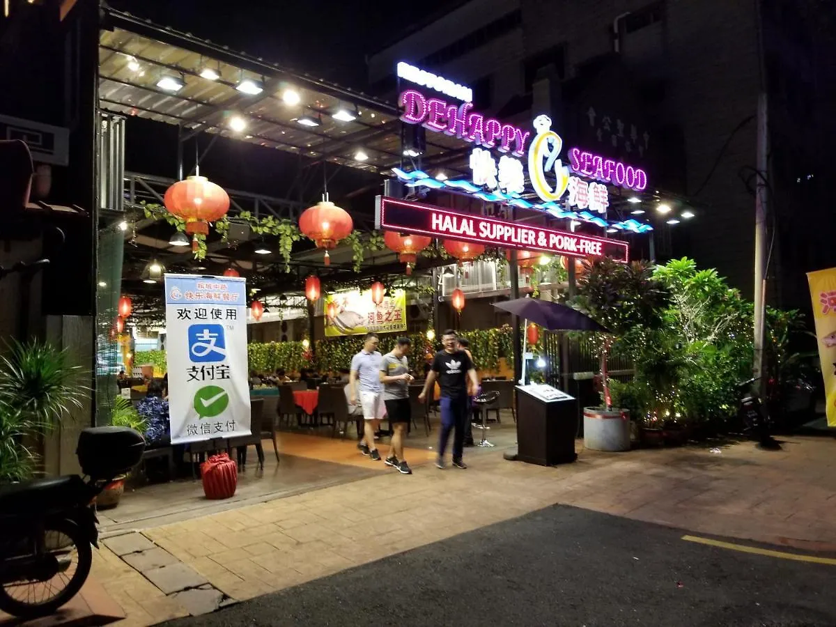HelicoNia Hotel George Town